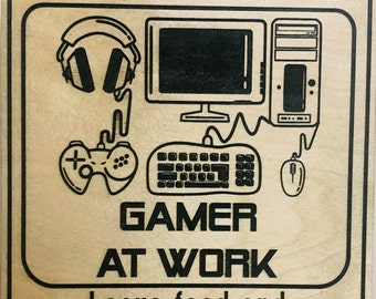 Keep out, Pc gamer at work sign