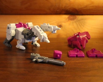 Vintage 1987 Hasbro Takara Terracons Hun Gurr G1 Transformer