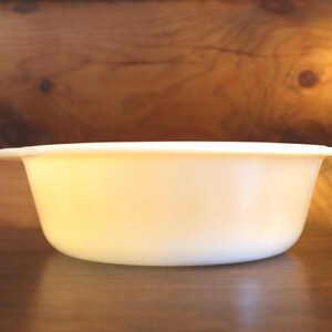 Vintage 1 1/2 Quart Peach Luster Anchor Hocking Fire-King Casserole Dish