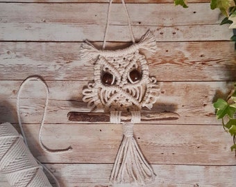 Macrame owl, macrame owl in the UK, macrame owl wall hanger, driftwood owl, macrame in the UK, macrame wall hanger, driftwood owl