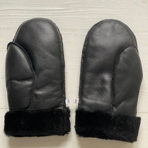 Hanschuhe &quot;Warme Paws&quot; 100% LAMMFELL Mittens LEDER Very soft Black FELL
