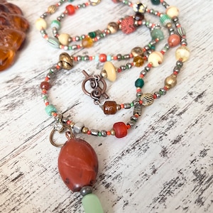Vintage bead earth tones necklace and large agate pendant