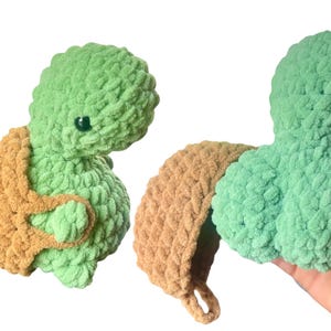 Trunk the Turtle Plushie – Handmade Crochet Turtle with Removable Backpack & Juicy Booty – Funny Amigurumi Gift, Cute Stuffed Animal