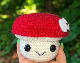 Handgefertigte Häkelpilz Plüschtier: Cottagecore Kawaii Decor
