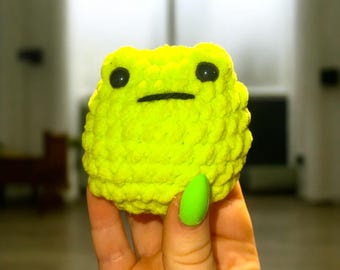 Handmade Squishy Stress Frog – Chenille Plush Anxiety Relief Toy