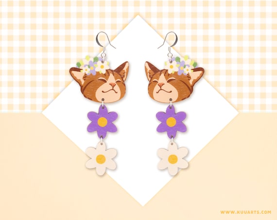 SUPER LIGHT double sided print plywood earrings - Daisy and cat kitty - girly and cute earrings - Handmade In Finland - Kuu Arts