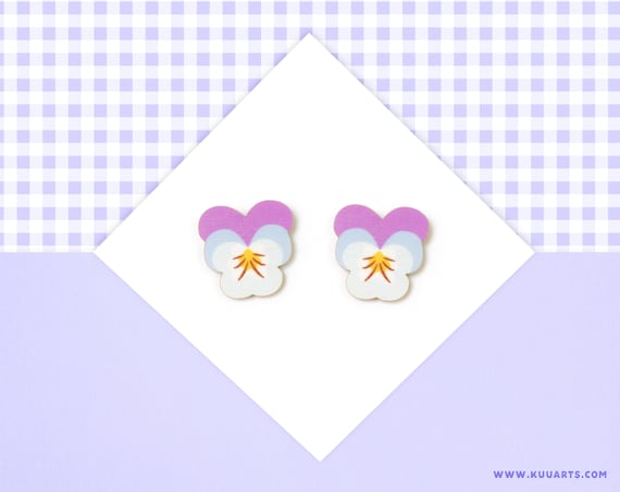 Plywood earrings - SUPER LIGHT - pretty little flower purple pansy stud earrings - by Kuu Arts