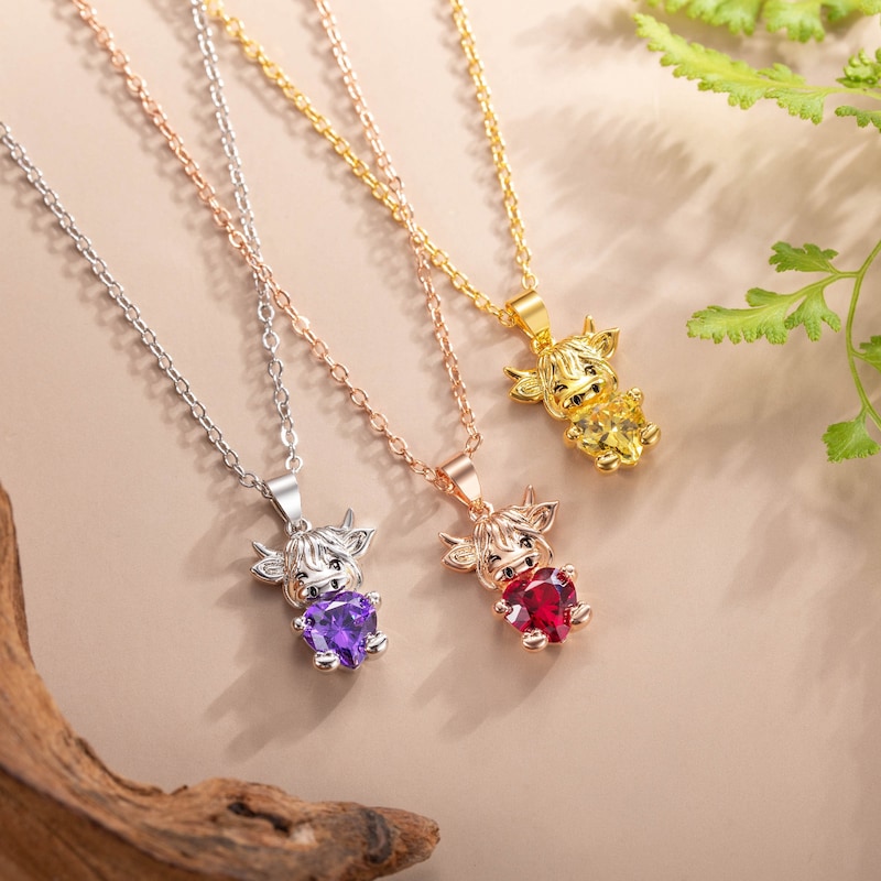 Custom Highland Cow Pendant Necklace - Cute Blue Heart Crystal Animal Jewelry for Women - Birthday Present Gift for Girls Daughter