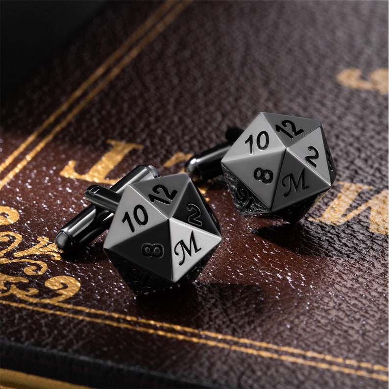 Boutons de manchette D20 personnalisés pour les amateurs de jeux vidéo du MDN-cadeau de garçon d'honneur, donjons et dragon, bouton de manchette de mariage du MDN, cadeau d'anniversaire, cadeau pour SM image 2