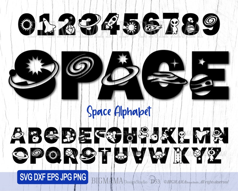 Op de afbeelding: Zwart-wit alfabet met ruimtethema met planeten, sterren, raketten en aliens. Het woord "SPACE" staat in grote letters met een ontwerp van een sterrenstelsel, planeet en alien. De cijfers 0-9 zijn ook inbegrepen met ruimtethema-ontwerpen.