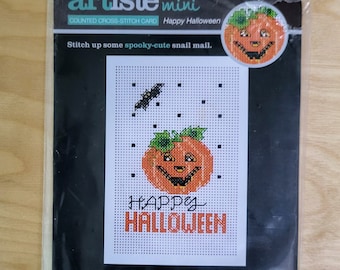 Artiste Counted Cross Stitch Card Kit Happy Halloween , Halloween Cross Stitch