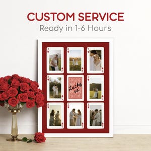 Puede incluir: Un collage de fotos personalizado enmarcado con fotos de boda dispuestas como naipes. El texto "CUSTOM SERVICE" y "Ready in 1-6 Hours" se muestran en la parte superior. Un ramo de rosas rojas en un jarrón decorativo está a la izquierda.