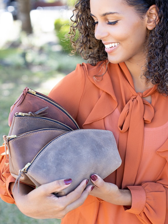 Personalized Leather Makeup Bag – Handmade Bridesmaid Cosmetic Bag