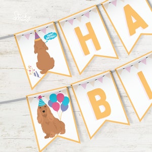 Puede incluir: Un banner de Feliz Cumpleaños con un perro que lleva un gorro de fiesta y sostiene globos. El banner es amarillo y blanco con las letras "Feliz Cumpleaños" en amarillo.