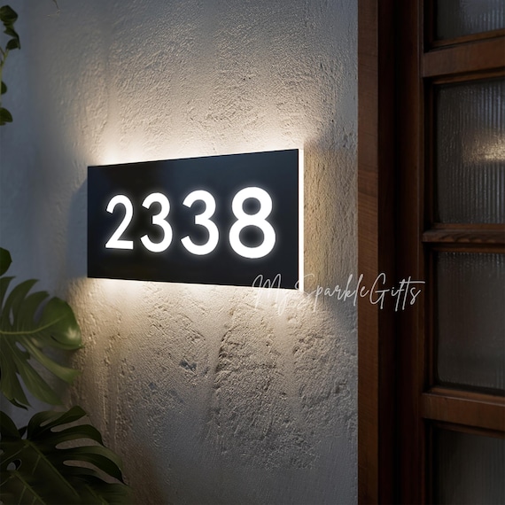 Cassetta Postale Da Esterno Targa Civica Illuminata A Energia Solare, Numeri Personalizzabili 1-9999, Vetro Acrilico Antisfondamento 5 Mm, IP55 Impermeabile - Per Esterno, Auto-accensione Notturna