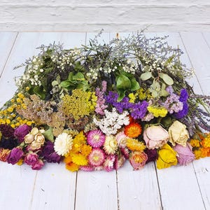 Dried Flowers, Long Stem Dried Flowers, Mixed Dried Flowers, Dried Craft Flowers, Loose Dried Flowers, Box of 100 or 200 Dried Flowers