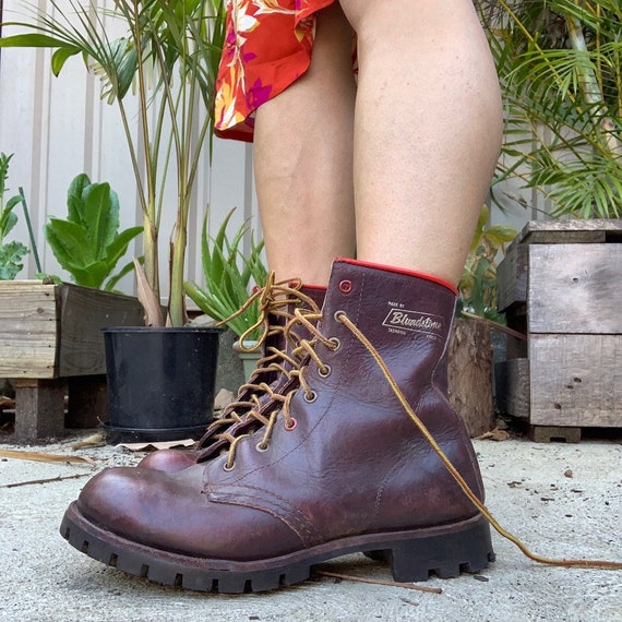 Lace up vintage blundstone Boots