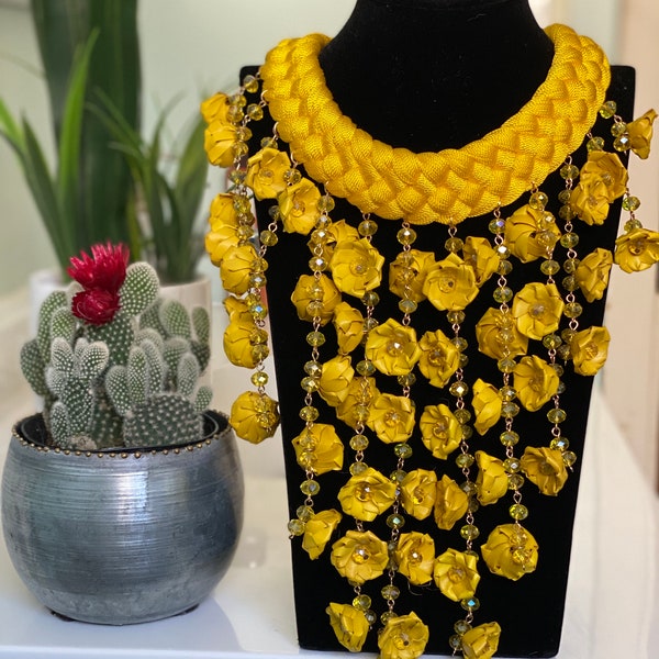 Mexican Yellow Cascade Necklace Set. Palm of Leaf Necklace and Earrings. Hand Made. Collar de Palma. Artesanía Mexicana