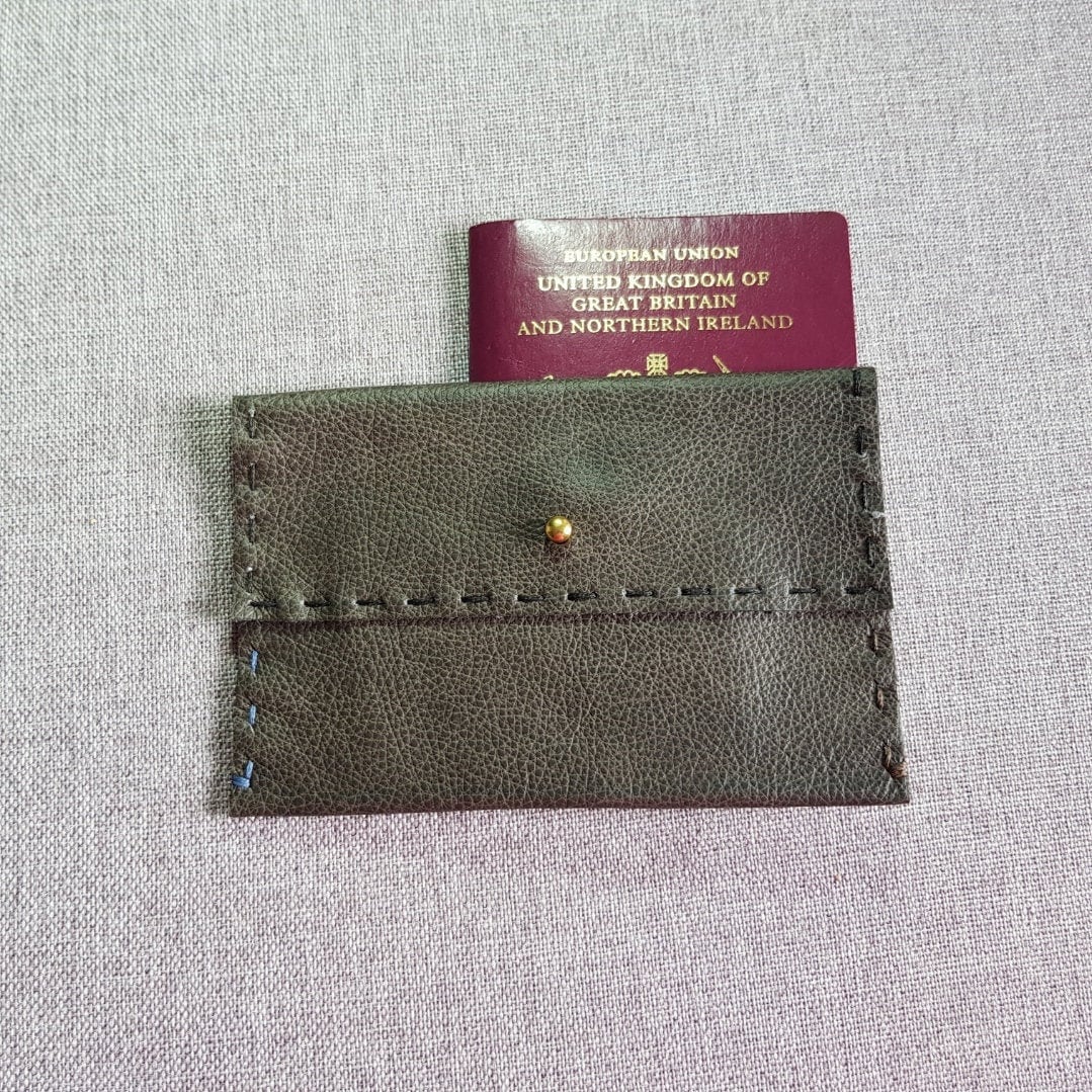 Paspoorthouder/Baccy Pouch. Echt leer en met de hand gestikt. Etsy