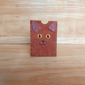 Travel/Credit Card Holder. Hand Stitched Soft Italian Leather. Brown Owl Design.