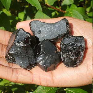 Black Obsidian - Raw Black Obsidian