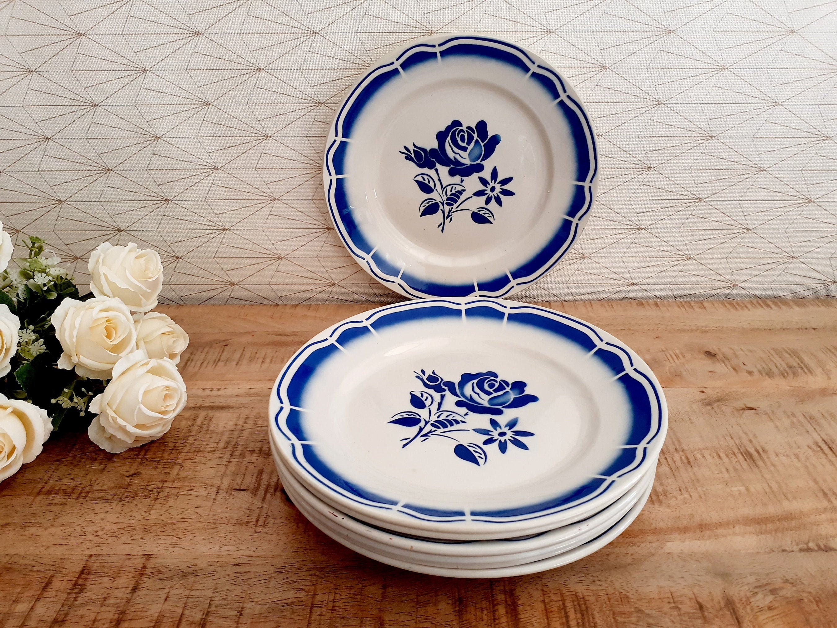 Service Vintage de 7 Assiettes Plates