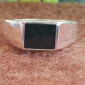 Anello in onice nero - Anello con sigillo in onice - Argento Sterling 925 - Anello di fidanzamento - Anello da uomo - Anello con sigillo in argento e onice - Anello con sigillo nero