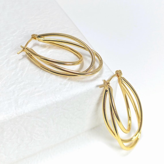 ANTIGONE gold hoop earrings