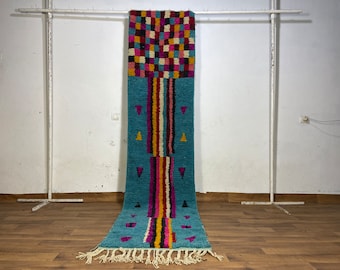 Hallway boujaad rugs.Moroccan runner rugs.Runner Wool.Runner berber rugs. Red Runner.Red and White runner