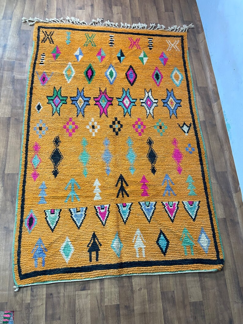 Marockansk matta - Sovrumsmattor - Traditionella marockanska mattor - Handvävd matta - Bohemisk sovrumsinredning - Naturliga ullmattor - Marockansk stil bild 6