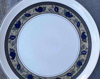 Mikasa Serving Platter Arabella 14 1/2 Intaglio