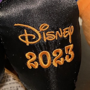 Mickey Mouse - Halloween - Disney - 18'' Plush - 2023 image 3