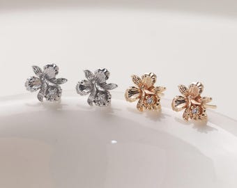 Orecchini a perno a forma di fiore con zirconi cubici, perno placcato oro con anello, ipoallergenici, componenti per orecchini fatti a mano, accessori per orecchini fai da te GZ766