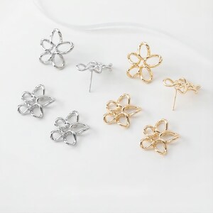 Örhänge med blommotiv, hänge, 14K guld/silver, nickelfria örhängen, floraörhänge med ögla GE011