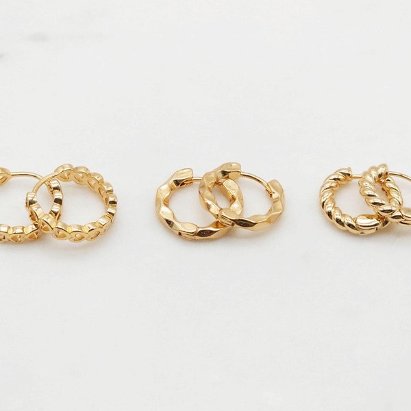 Gold Ear Hoops, 18mm, 18K Gold Plated Leverback Earrings, Huggie Hoops Earring S20417