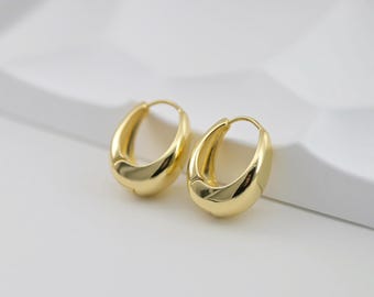 Gold Oval Ear Hoops, 18K Gold/Silver Plated Leverback Earrings, Huggie Hoops Earring D0568
