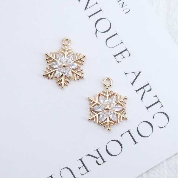 Snowflake Charm, Cubic Zircon Crystal Snowflake Pendant, CZ Earring Charms,  Real Gold Plated  Earring Charms, Jewelry Findings ZR012-F043