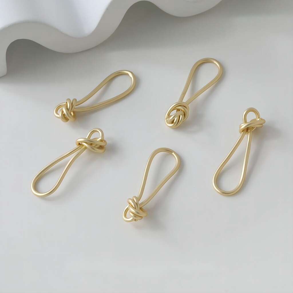 Orecchini A Perno Donna Con Nodo In Corda – Design Elegante In Ottone, Misura Unica