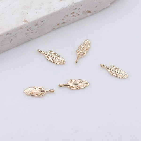Danity Feather Pendant, 14K Gold Plated Earring Making Findings, Jewelry Findings GZ152