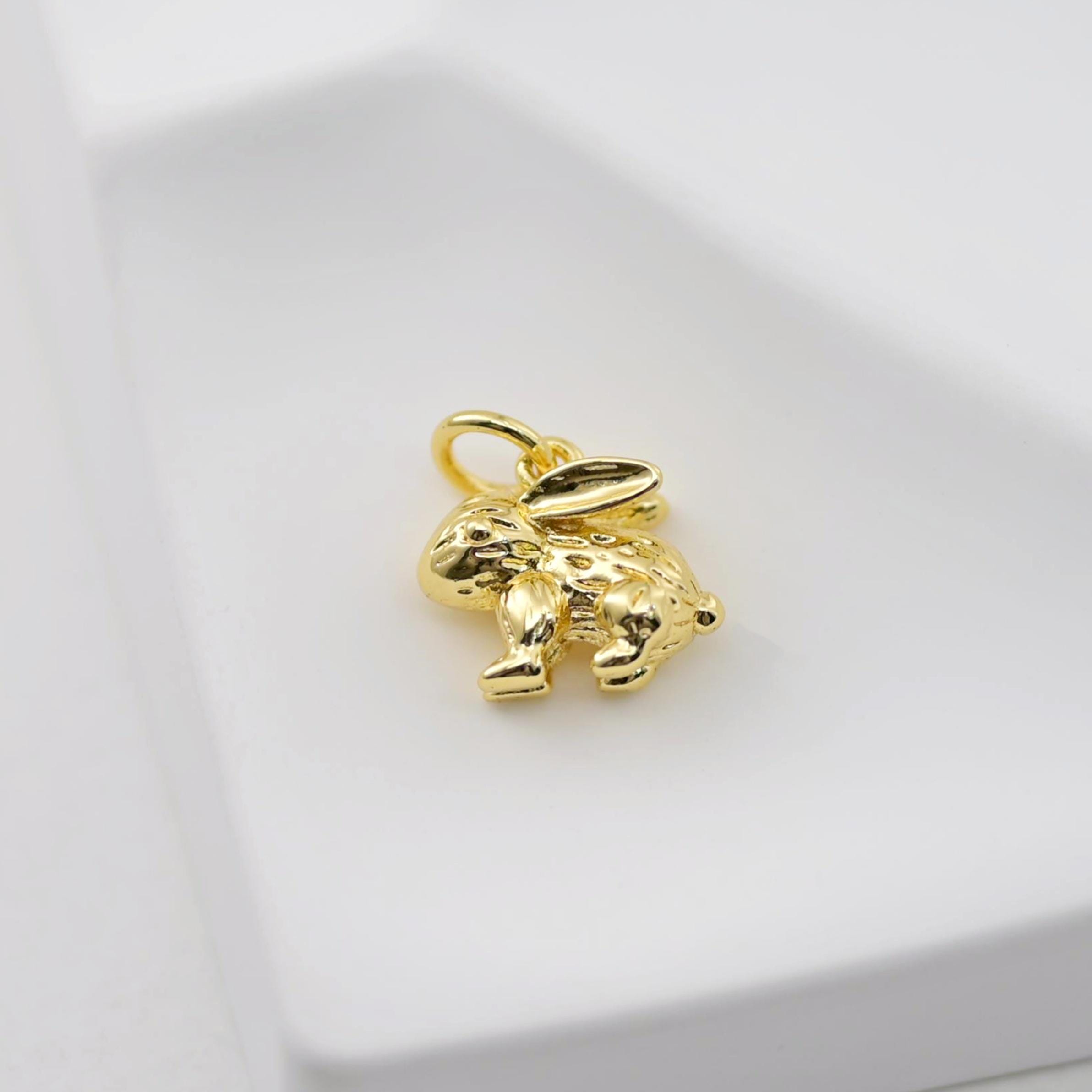 バニーチャーム、18K ゴールドメッキ ウサギペンダント、動物チャーム
