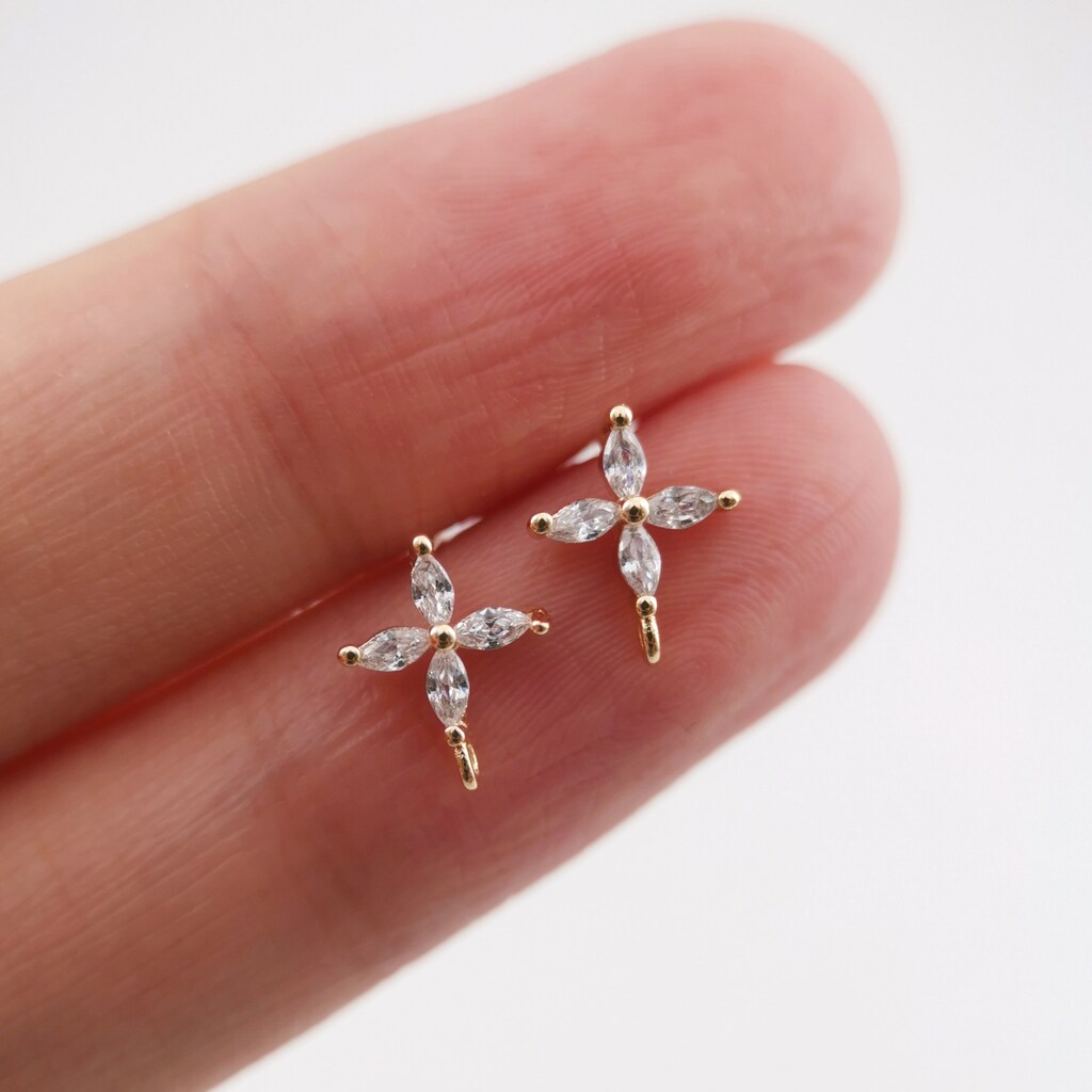 Orecchini A Perno Floreali In Cristallo Con Zirconia Cubica – Eleganti E Ipoallergenici, Per Matrimoni E Feste (Girasole E Margherita)