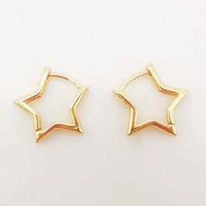 10pcs Gold Star Shape Ear Hoops, 16x15mm, 18K Gold Plated Leverback Earrings, Star Huggie Hoops Earring S1062