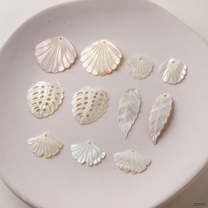 10pcs Leaf Shape Shell Pendant, Shell Pendant, Shell Charm, Earring Making Findings, Jewelry Making Findings GK020