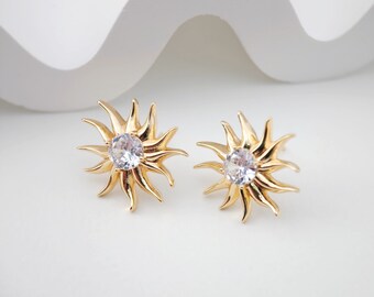 2PCS Cubic Zircnia Earring Post, Real Gold Plated Brass Stud Earring With Loop, Ear Pin,Flower Ear Post,Earring Finding Z101