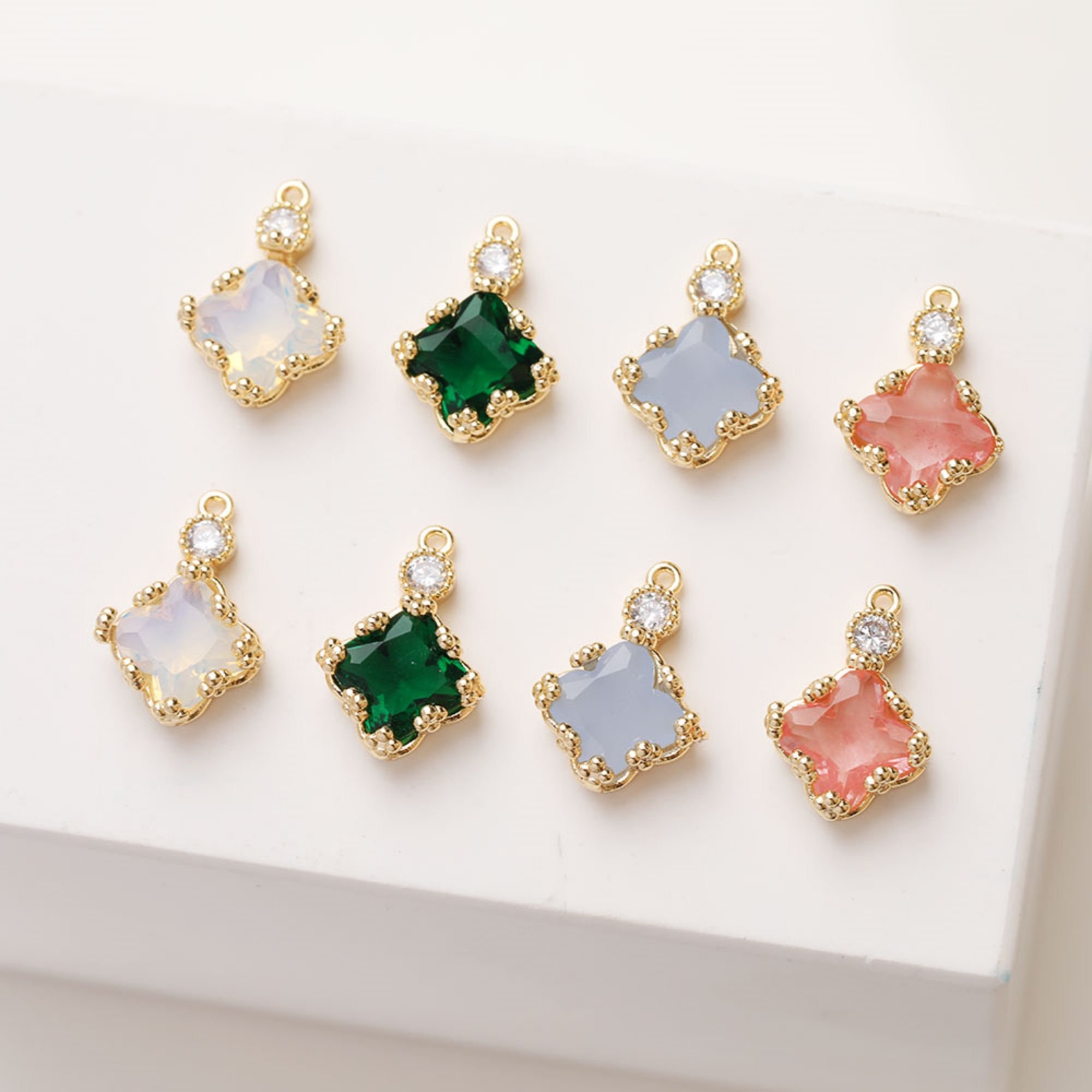 Stones Stone Zoo四つ葉のクローバーチャーム 514ZRATniIL._SY350_QL65_.jpg