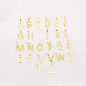 Alphabet Buchstabe Charme, 18K glänzend Gold überzogene Anfang Charme, personalisierte Minimalist Buchstabe Charme für Halskette Armband machen S263
