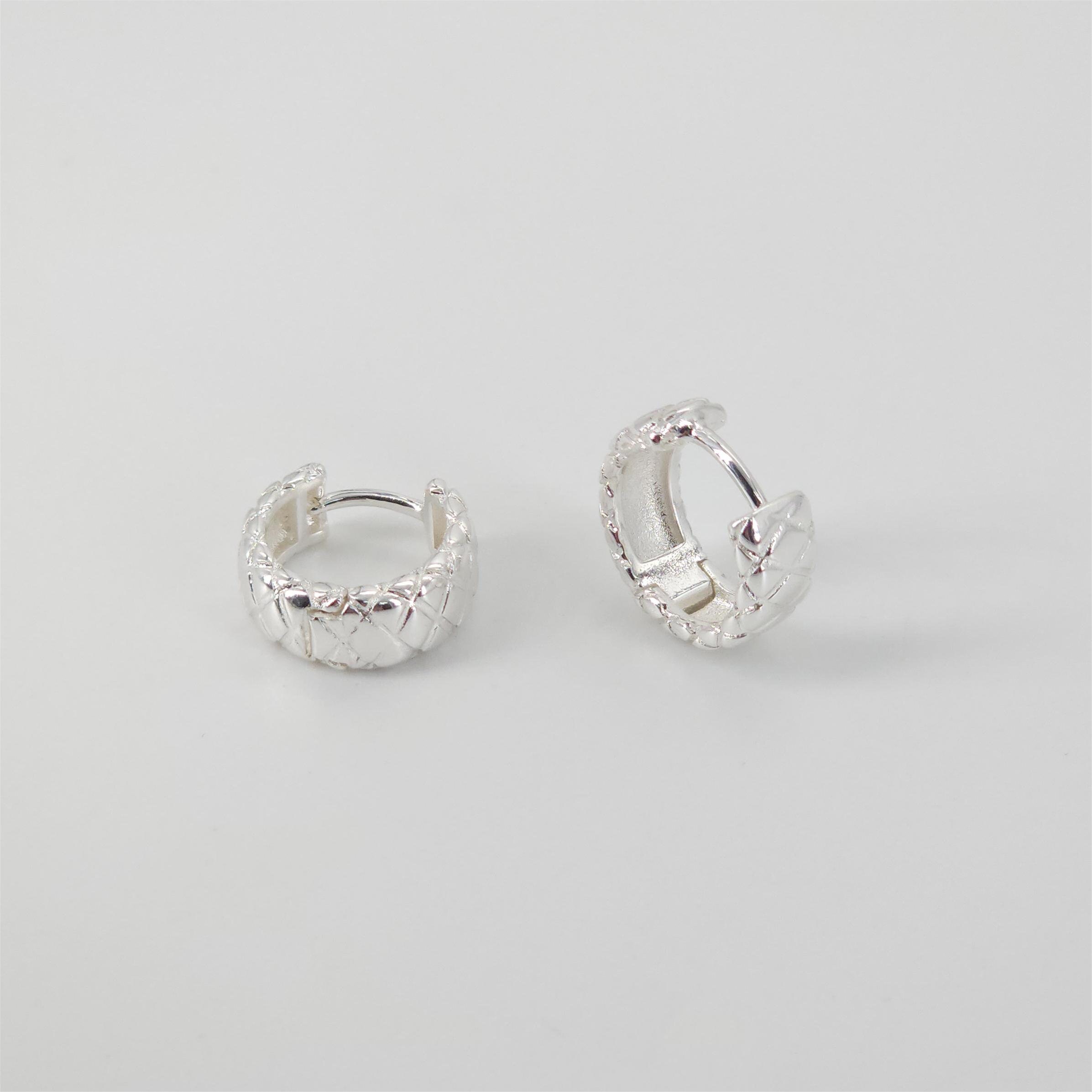 アクセサリー o-.-a.y-.-o 18K Gold Ear Hoops, 14mm, 18K Gold Plated Leverback Earrings