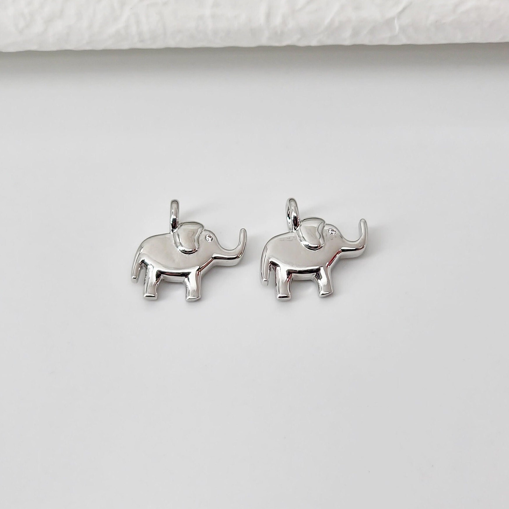 ゴールドメッキ 象のチャーム 小型 ゴールドメッキ 象のチャーム 小型 楽天市場】象 チャームの通販