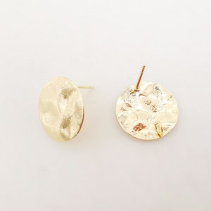 10pcs 14K Gold Round Hammered Post With Loop, Round Stud Earring Nickel Free, 15mm, Hypoallergenic Earring Findings Z082