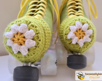 Handmade Flower Roller Skate Toe Guards – Reinforced Wool, Colorful Design